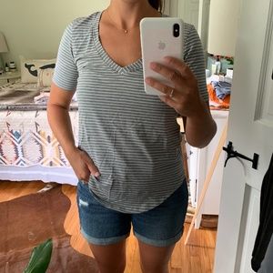 Lululemon Love Tee V